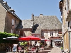 Photo paysage et monuments, Montsalvy - le village