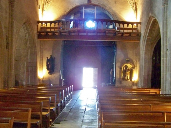 Photo Pleaux - église Saint Jean Baptiste