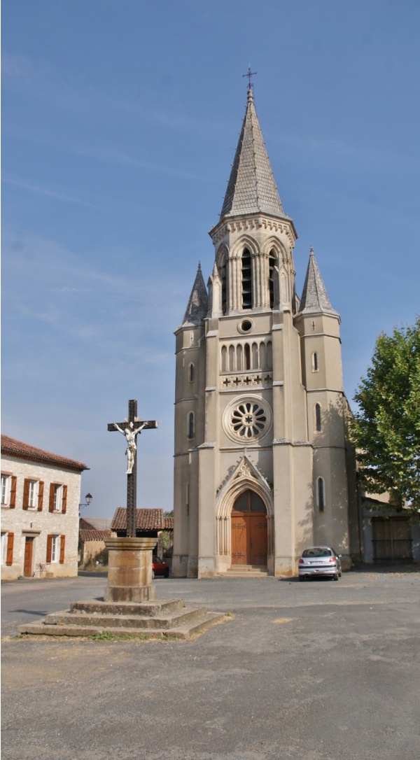 Photo Roumégoux - église Saint Pierre