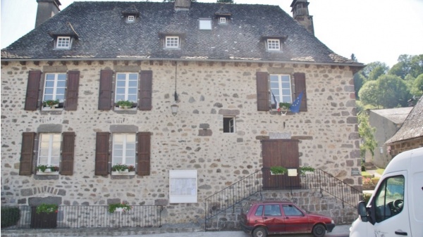 Photo Saint-Cernin - la mairie