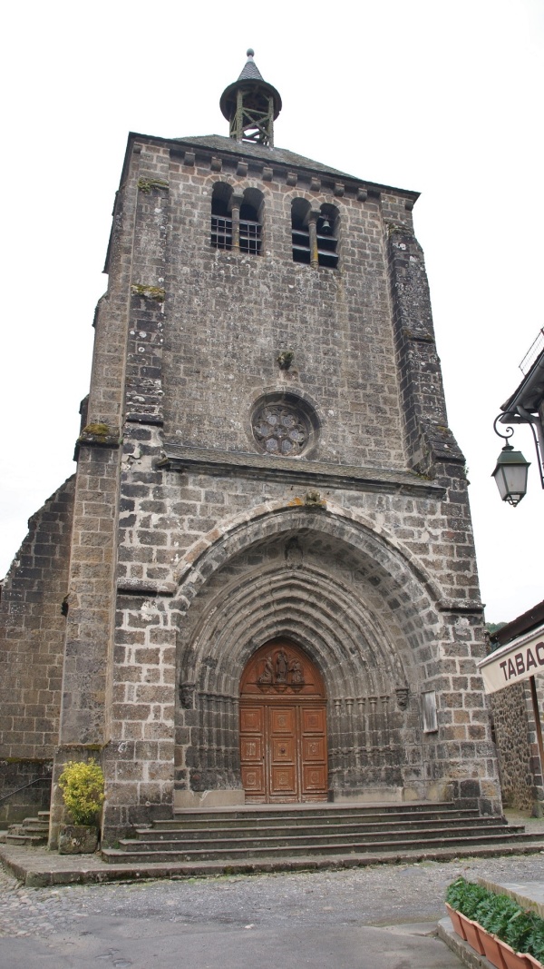 Photo Saint-Martin-Valmeroux - église Saint Martin