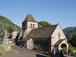 Photo paysage et monuments, Saint-Vincent-de-Salers - église saint Vincent