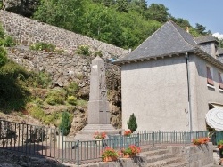 Photo paysage et monuments, Tournemire - le monument aux morts