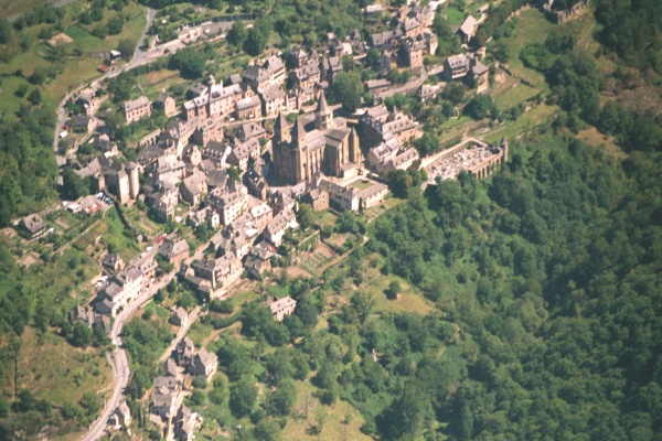 Photo Vieillevie - Conques vu du ciel !