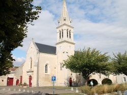 Photo paysage et monuments, Aigrefeuille-d'Aunis - église Saint Etienne