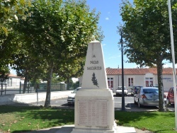 Photo paysage et monuments, Angoulins - le monument aux  morts