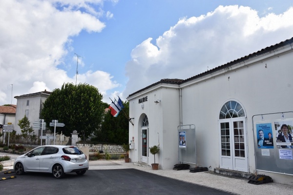 Photo Arces - la Mairie