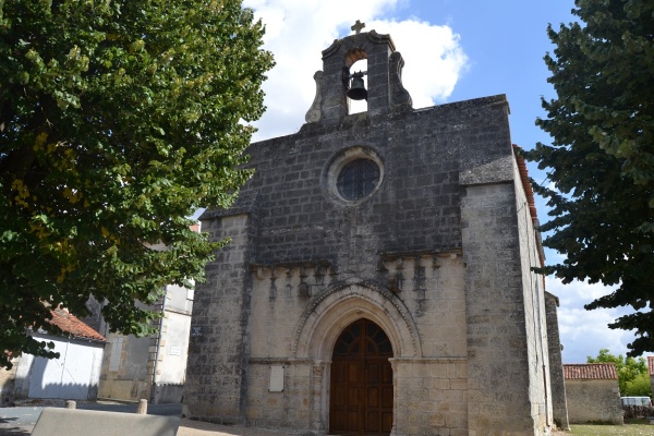 Photo Ardillières - église Saint pierre