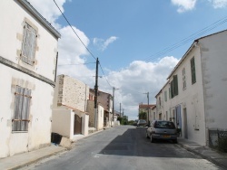 Photo paysage et monuments, Ardillières - la commune