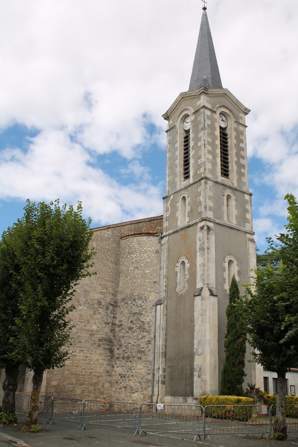 église Saint Etienne