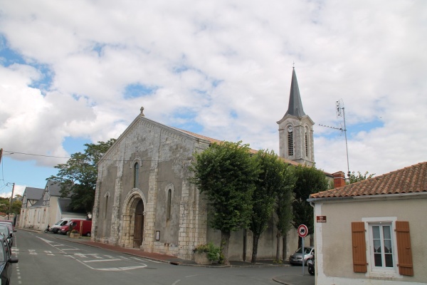 église Saint Etienne