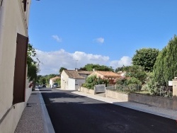 Photo paysage et monuments, Barzan - le village