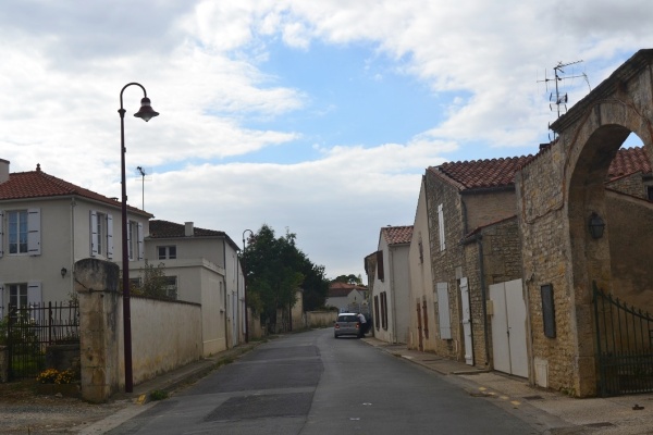 Photo Bouhet - la commune