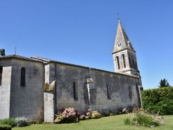 Photo paysage et monuments, Brie-sous-Mortagne - église Saint pierre