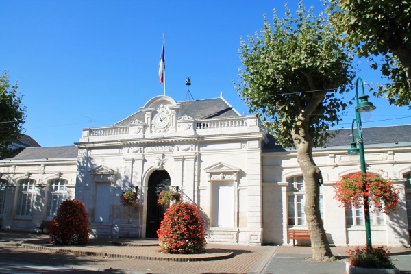 Photo Châtelaillon-Plage - la mairie