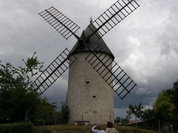 Photo Chevanceaux - Notre moulin en ville