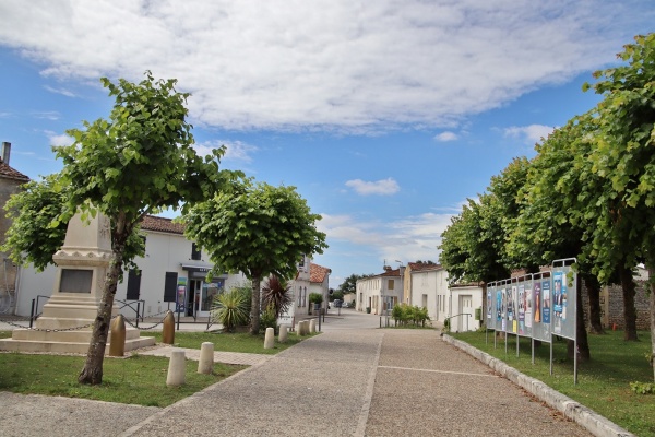 Photo Grézac - le village