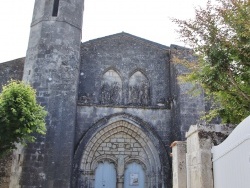 Photo paysage et monuments, Grézac - église saint Symphorien