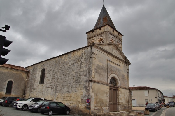 Photo Le Gua - église saint Laurent