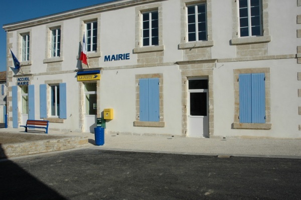 La mairie du Gué d'Alleré