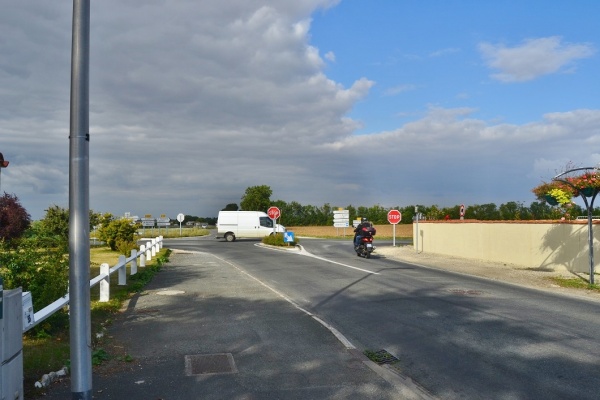 Photo La Jarrie-Audouin - la commune