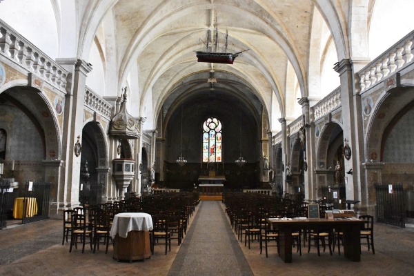 Photo Marennes - église saint Pierre