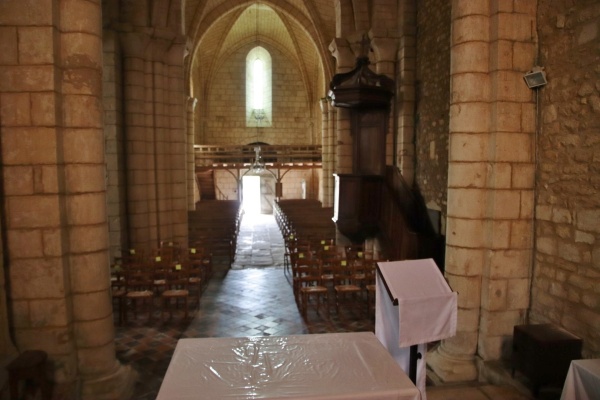 Photo Montpellier-de-Médillan - église Saint Martin