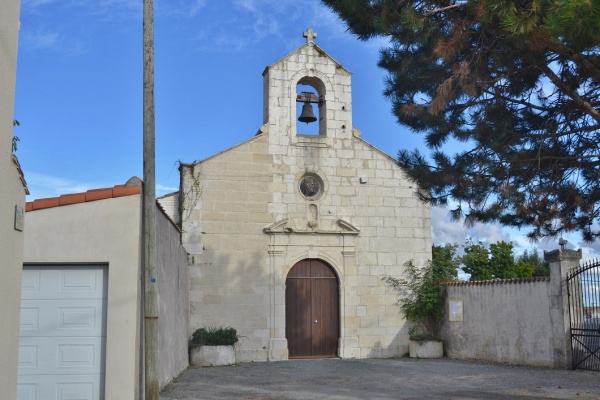 Photo Montroy - église Sainte anne