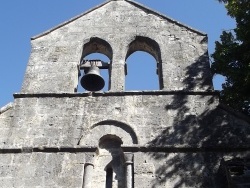Photo paysage et monuments, Romazières - Détails de la façade et clocher.