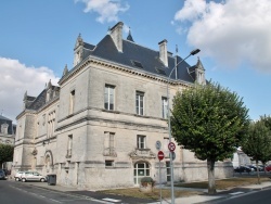 Photo paysage et monuments, Saint-Jean-d'Angély - la mairie