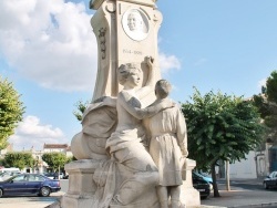 Photo paysage et monuments, Saint-Jean-d'Angély - le monument