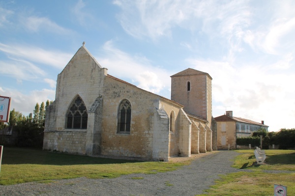 Photo Saint-Laurent-de-la-Prée - église Saint Laurent