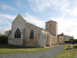 Photo paysage et monuments, Saint-Laurent-de-la-Prée - église Saint Laurent