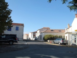 Photo paysage et monuments, Saint-Laurent-de-la-Prée - la commune