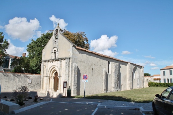 Photo Saint-Rogatien - église saint Rogatien