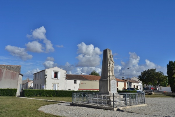 Photo Saint-Rogatien - le village