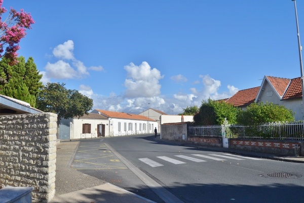 Photo Saint-Rogatien - le village