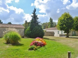 Photo paysage et monuments, Salles-sur-Mer - la commune