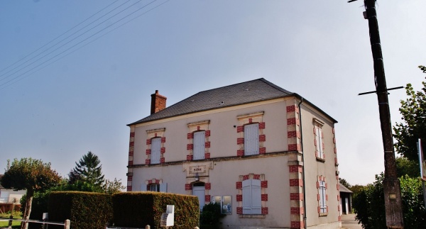 Photo Lugny-Champagne - La Mairie