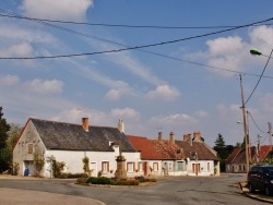 Photo paysage et monuments, Précy - La Commune