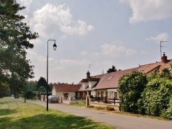 Photo paysage et monuments, Précy - La Commune