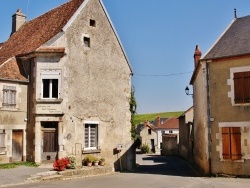 Photo paysage et monuments, Sury-en-Vaux - La Commune
