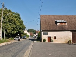 Photo paysage et monuments, Thauvenay - La Commune