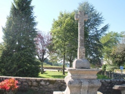 Photo paysage et monuments, Bassignac-le-Haut - croix