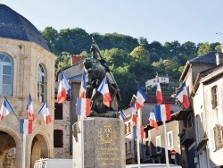 Photo paysage et monuments, Bort-les-Orgues - le village
