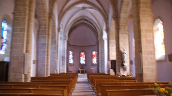 Photo Égletons - église Saint Antoine