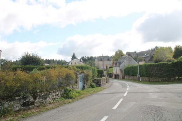 Photo Lafage-sur-Sombre - le village