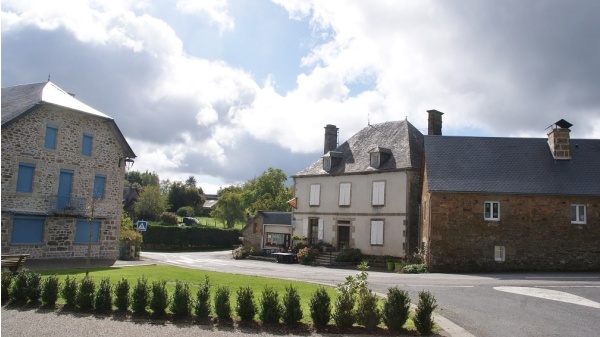 Photo Lafage-sur-Sombre - le village