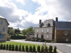 Photo paysage et monuments, Lafage-sur-Sombre - le village
