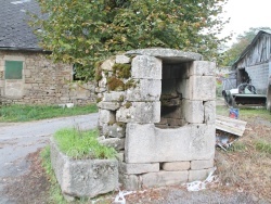 Photo paysage et monuments, Meyrignac-l'Église - le puits